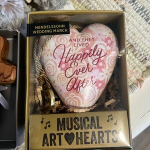 Demdaco Gold Musical Art Heart